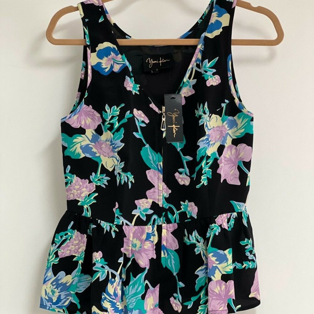 NWT YUMI KIM Black silk top with Teal Lilac Floral Print M